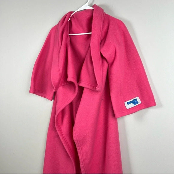 Super Soft & Warm Pink Snuggie for kids, 54” x 42” - Picture 4 of 10